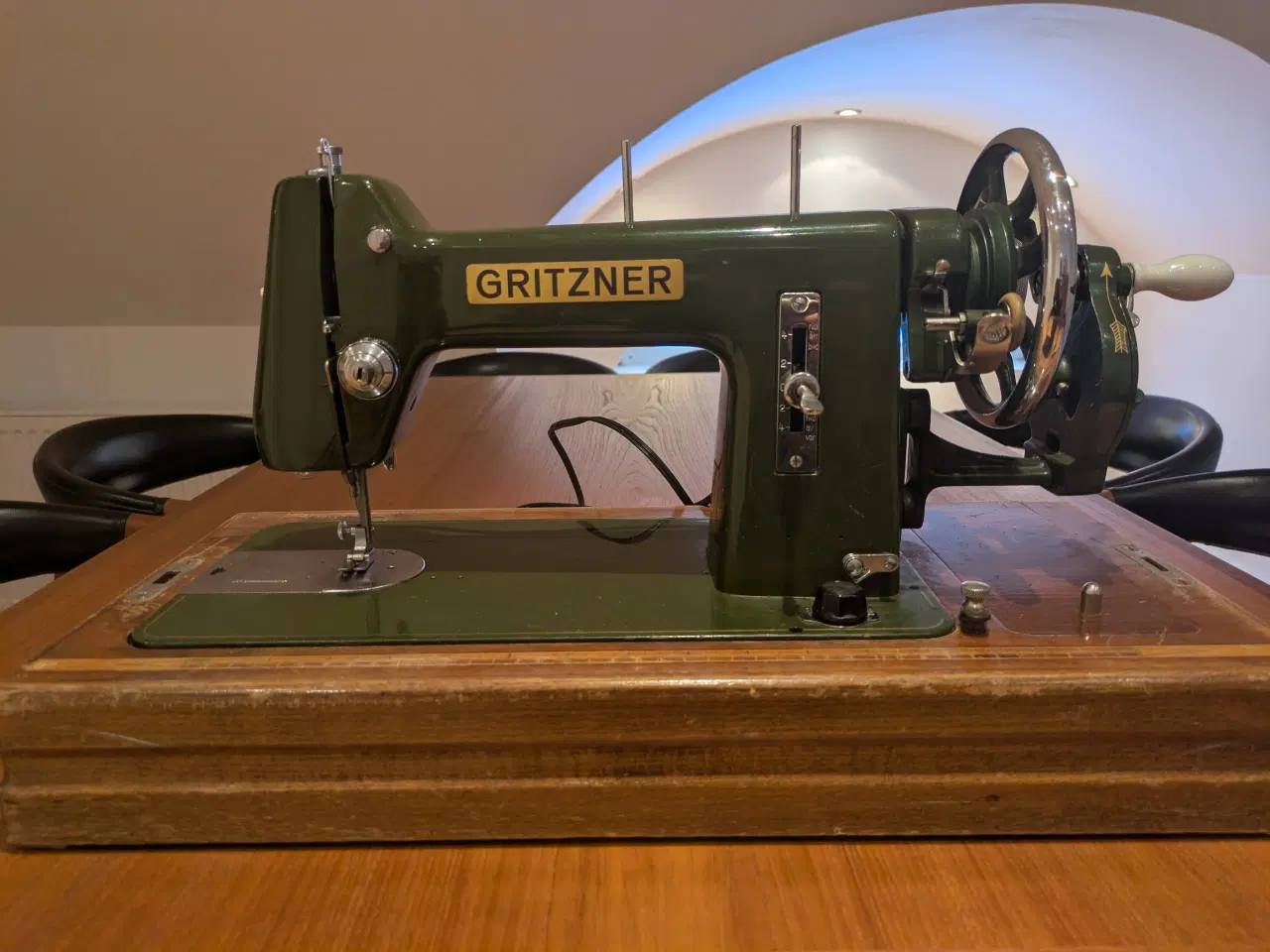 Billede 2 - Velholdt "Gritzner VG" symaskine