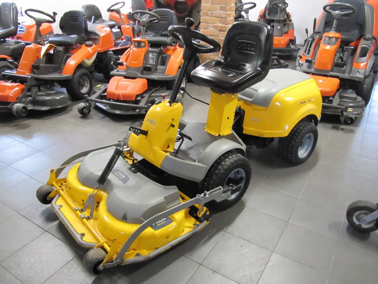 Billede 1 - Stiga Park byttehandel