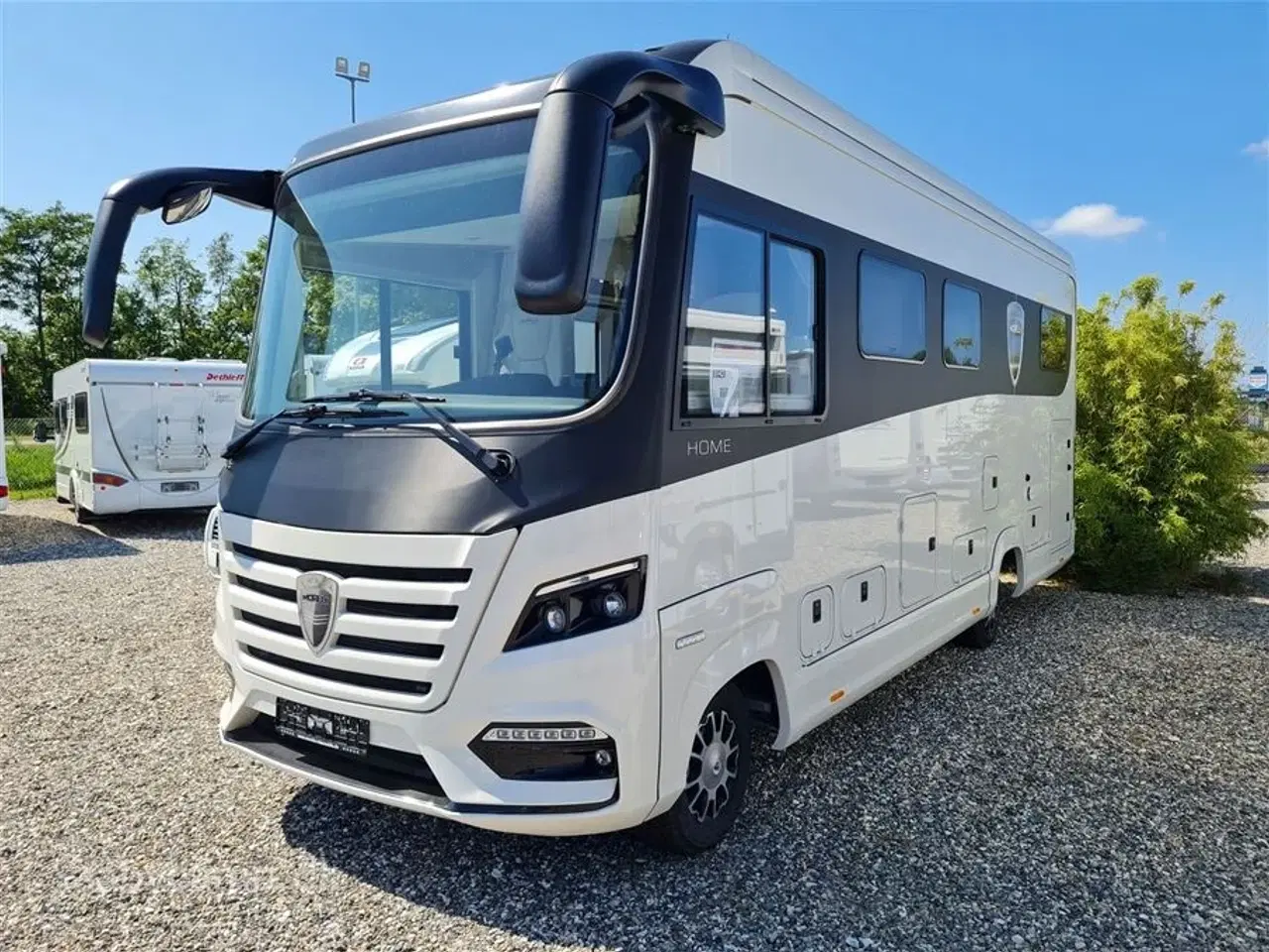 Billede 4 - 2021 - Morelo Home 78 L   Autocamper på Første Klasse.  Udstyrslisten er Lang når man vælger en Camper fra Morelo.