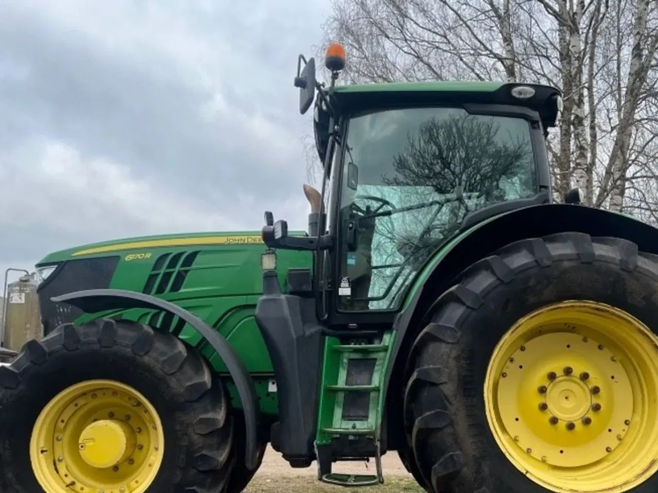 Billede 1 - John Deere 6170R AutoPower, med frontlift og stor hjul montering.