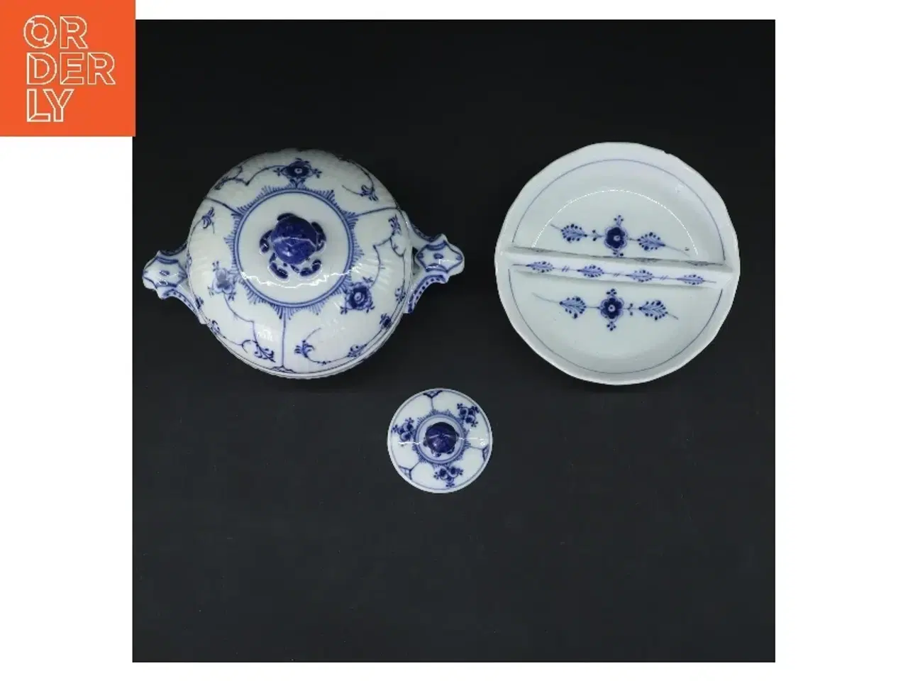 Billede 3 - Royal Copenhagen sukkerskål og låg, musselmalet (str. Ø 9& 11 & 5 cm) fra Royal Copenhagen