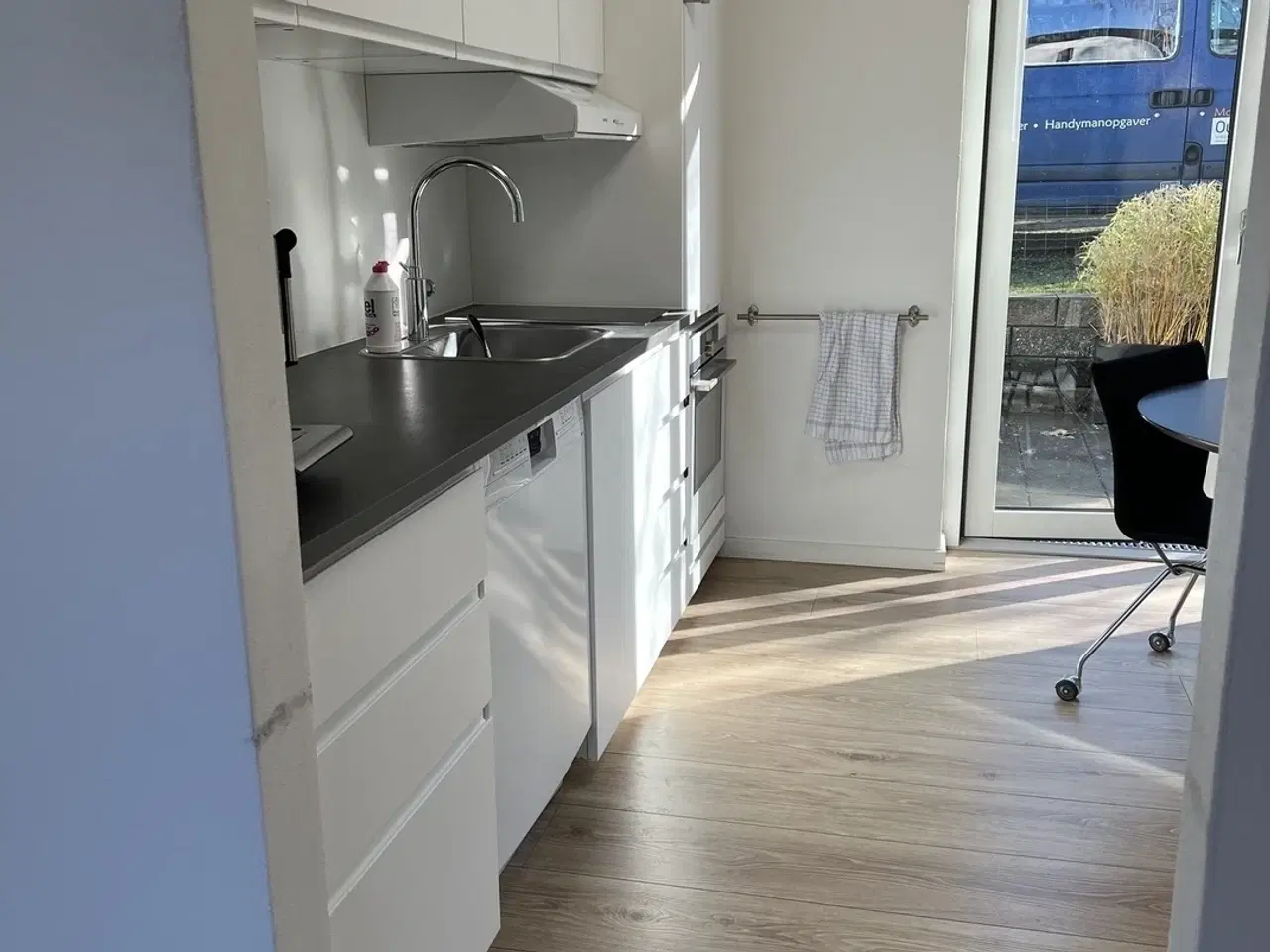 Billede 5 - Selvstændigt kontor med 3 pladser og 2 p-pladser