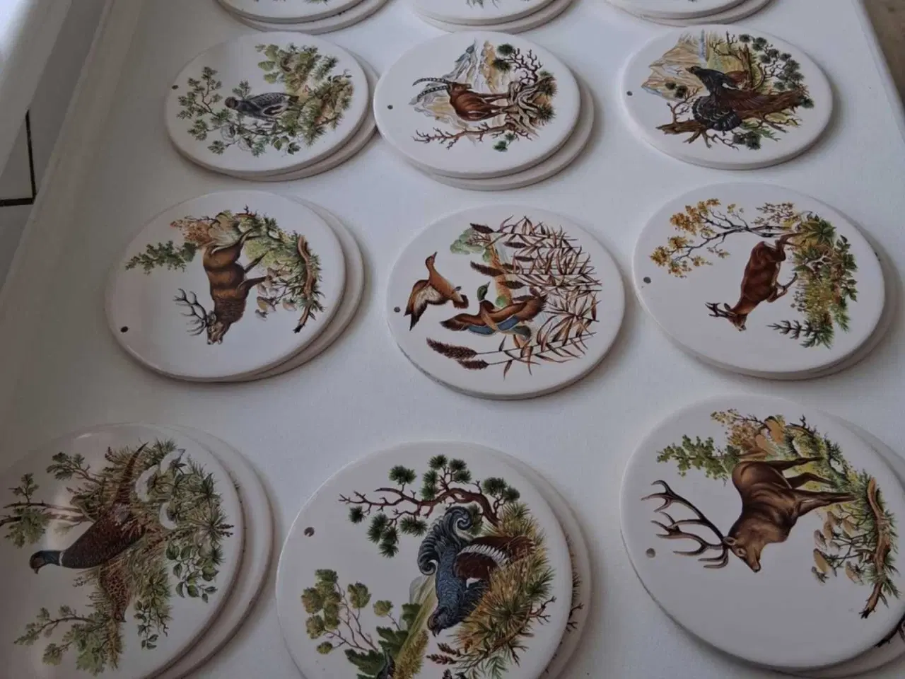 Billede 1 - Platter/smørrebrød med dyrmotiver.