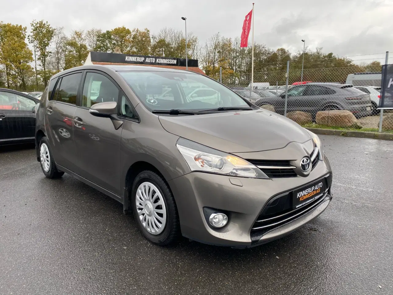 Billede 2 - Toyota Verso 7 pers. 1,6 D-4D T2 premium + Skyview 112HK 6g