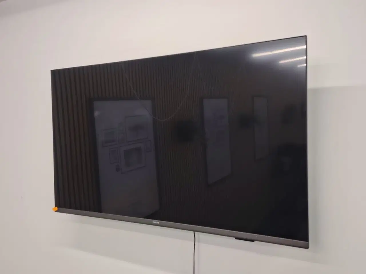 Billede 4 - TV med vægophæng PHILIPS Ca. 43"