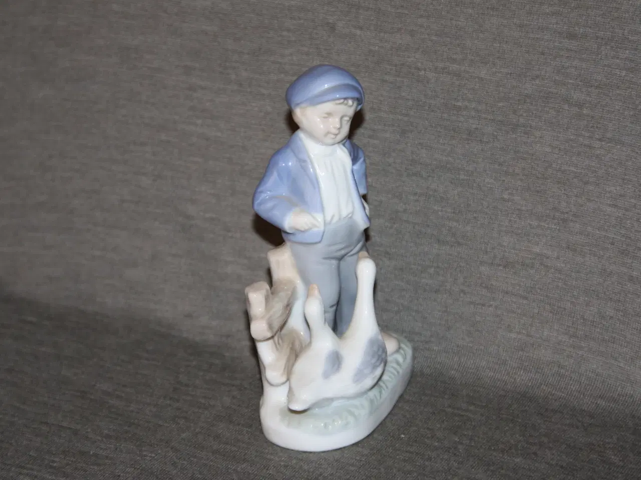 Billede 2 - Figurer højde 15,5 cm