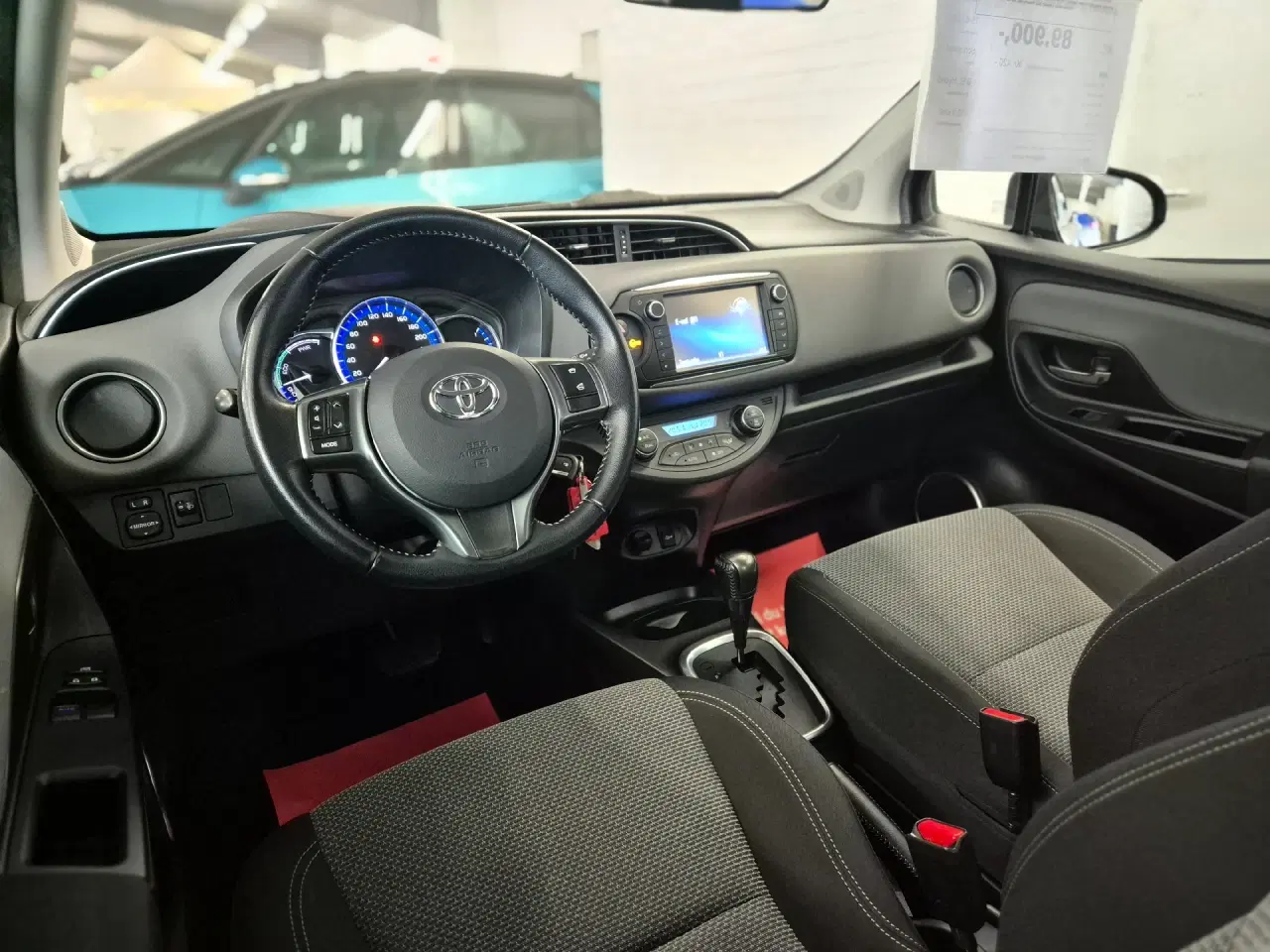 Billede 5 - Toyota Yaris 1,5 Hybrid H2 E-CVT 100HK 5d Trinl. Gear