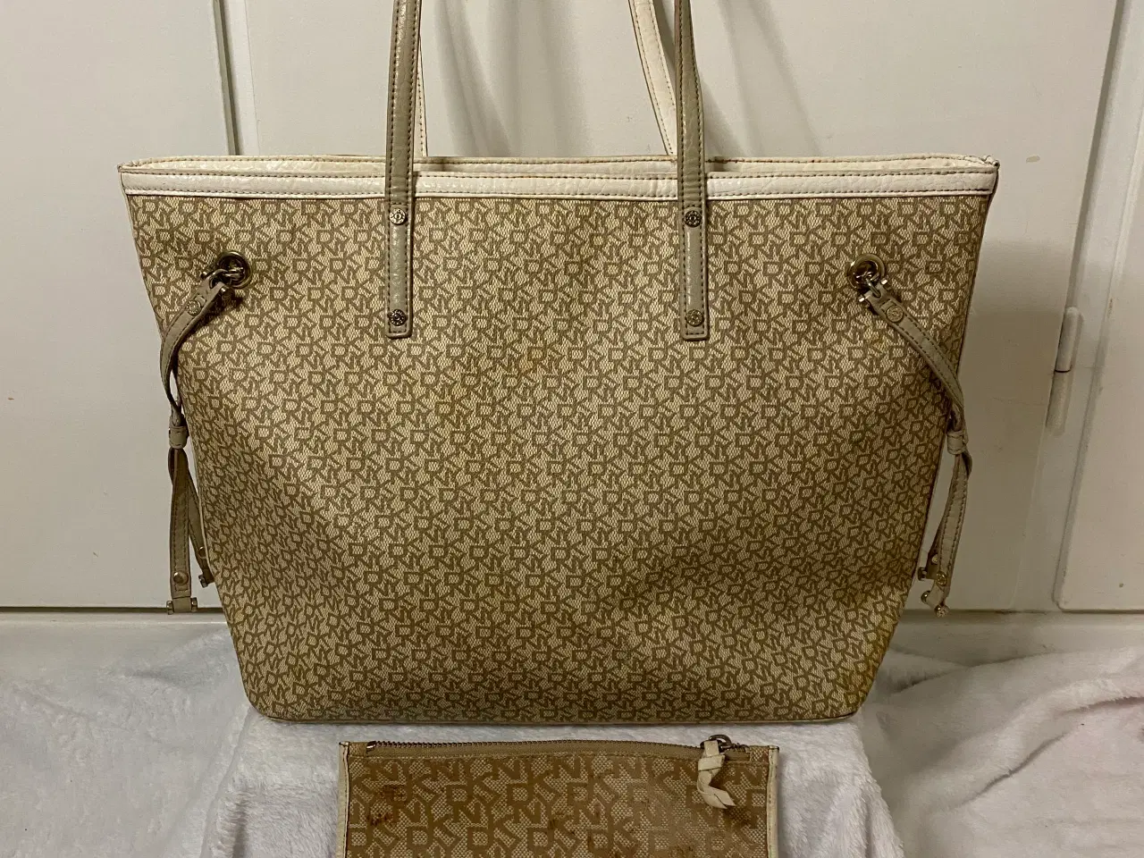 Billede 18 - DKNY shopper + makeup pung