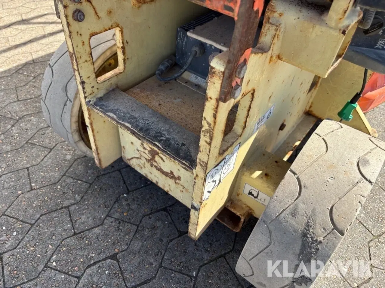 Billede 9 - Sakselift JLG 2630ES