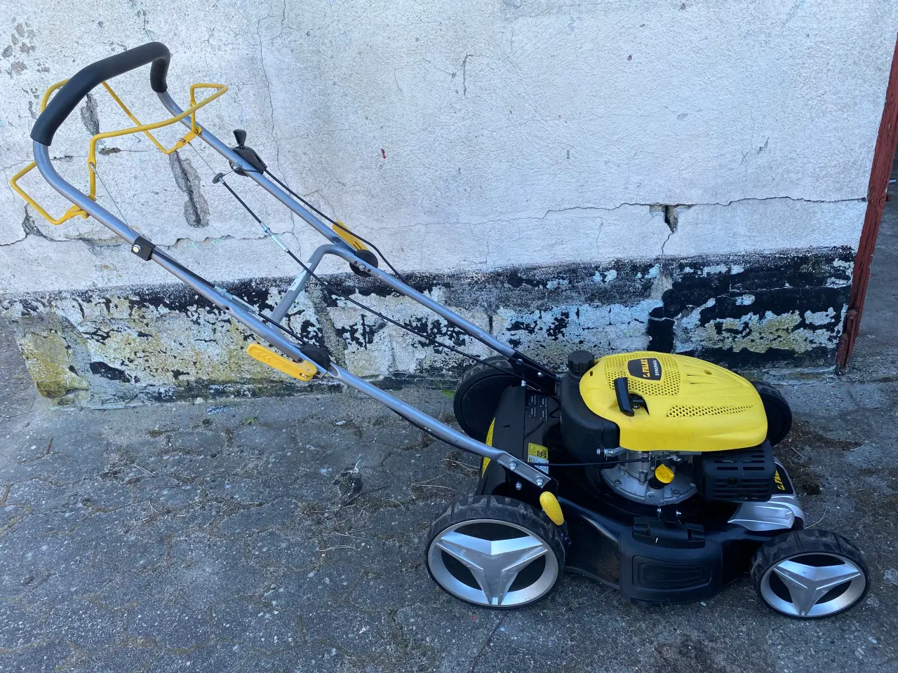 Billede 1 - Plæneklipper Falke 2024