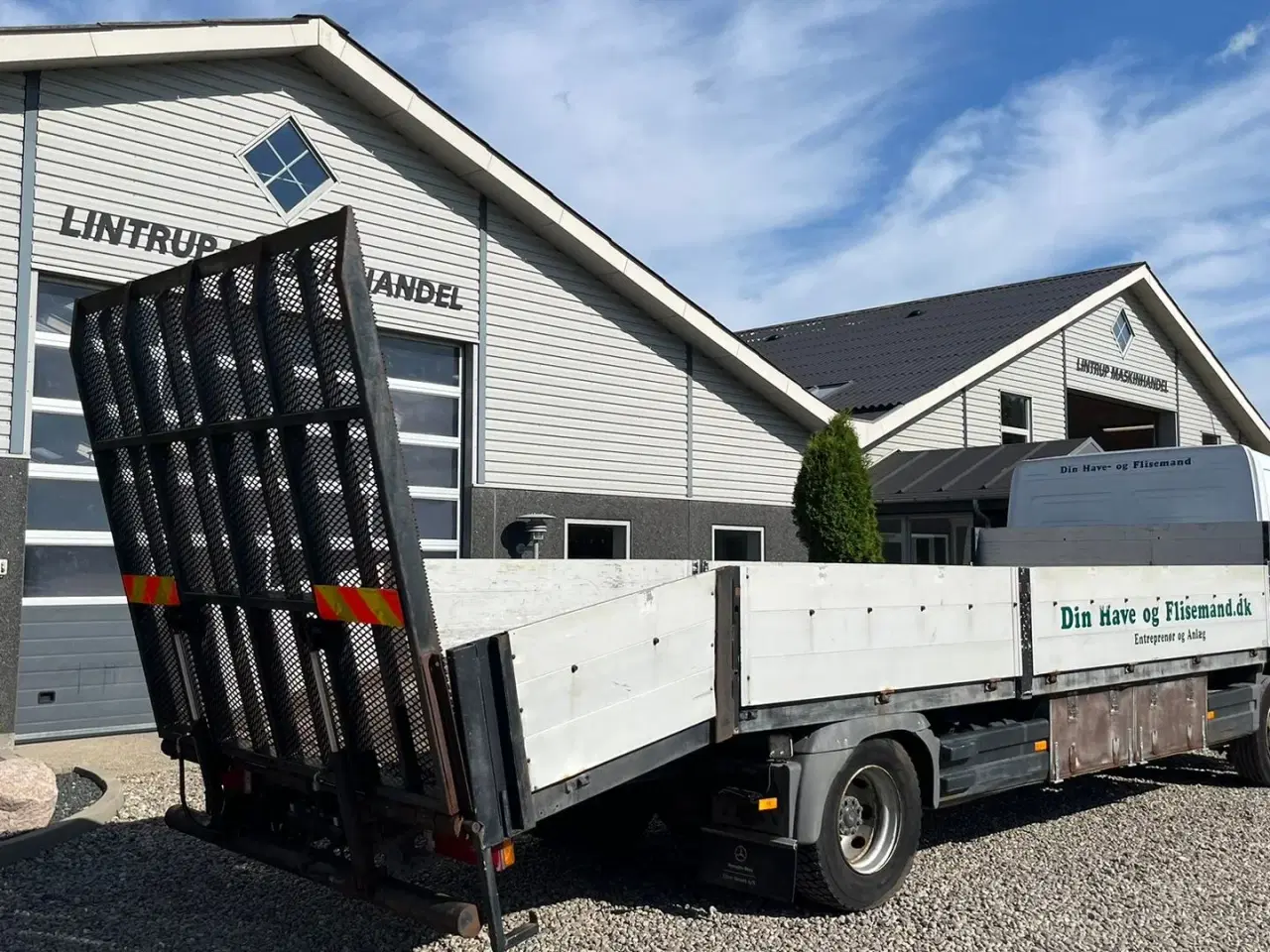 Billede 19 - Mercedes Atego  Knæklad 7.5m, med rampe i fuld brede i bag.