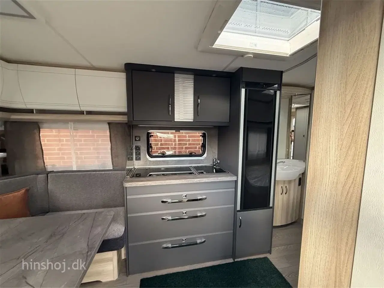 Billede 11 - 2026 - Hobby De Luxe 460 UFe   Dejlig vogn med rundsidegruppe og franskseng fra Hinshøj Caravan A/S