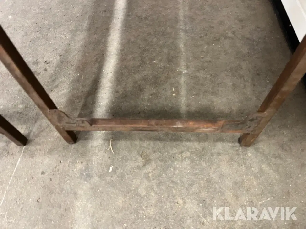 Billede 9 - Butiksbord 2 styk