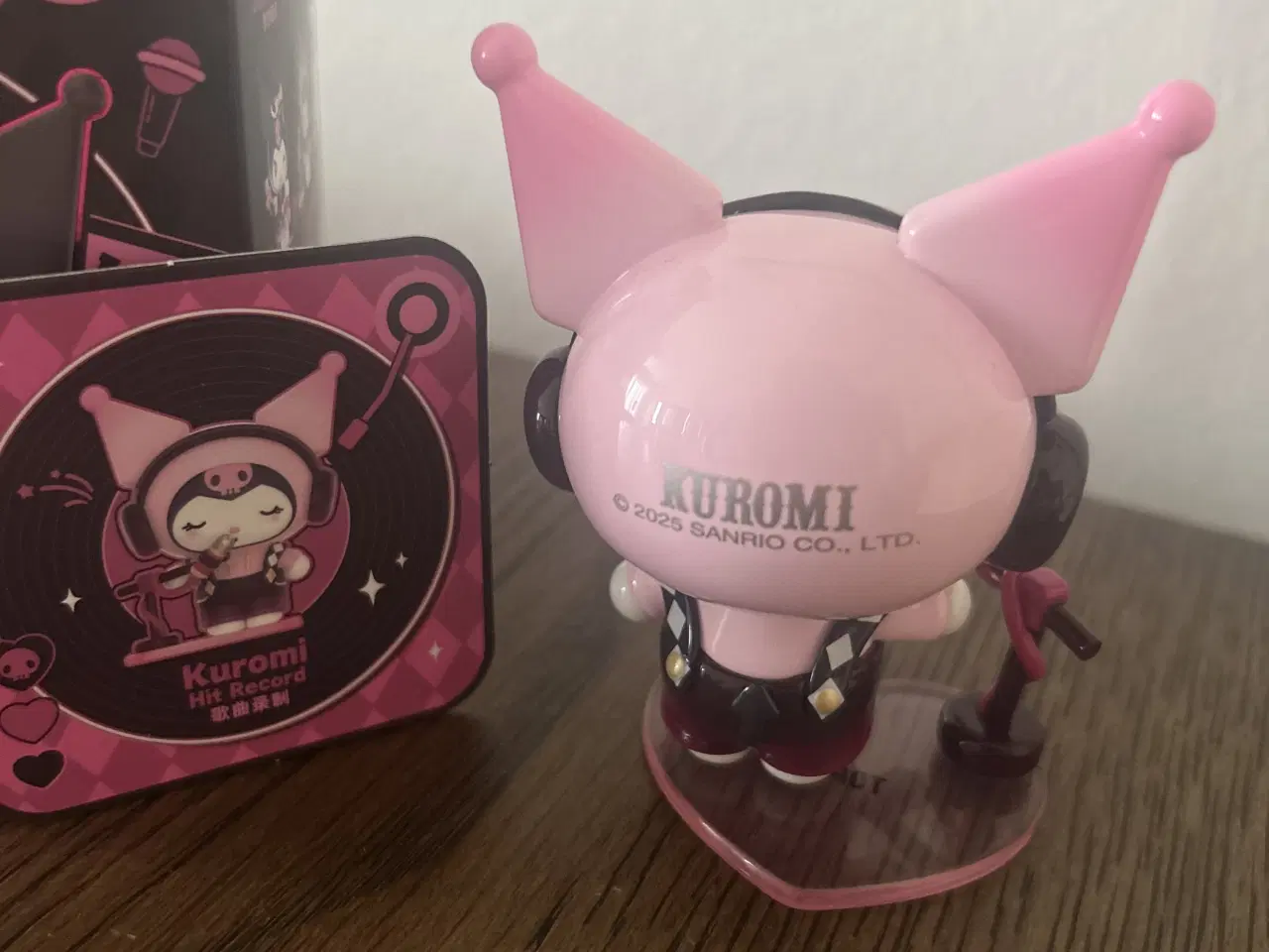 Billede 3 - Kuromi idol figur-confirmed design Blindbox 