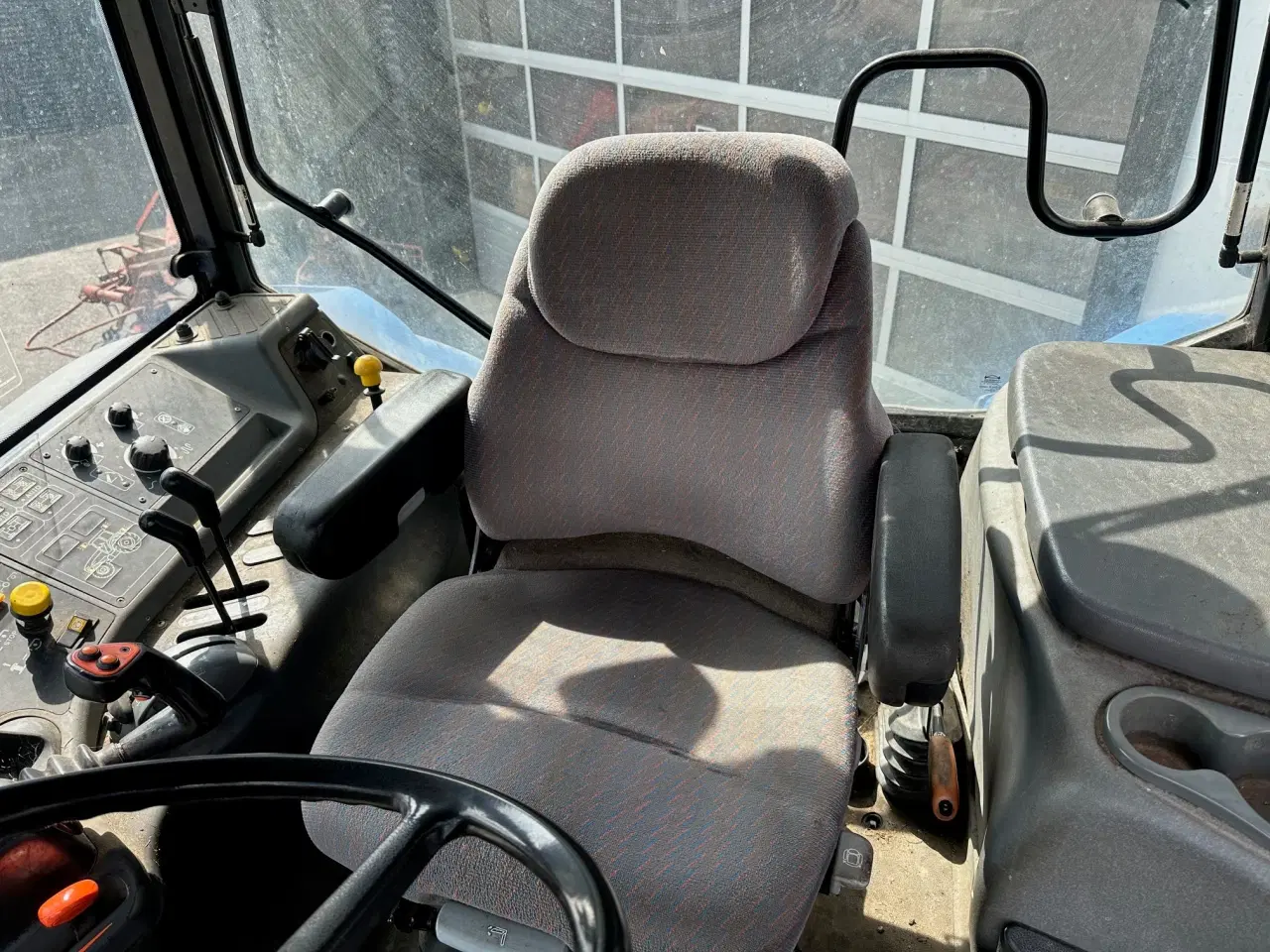 Billede 7 - New Holland TM 150 RC med HEVA Frontlift.