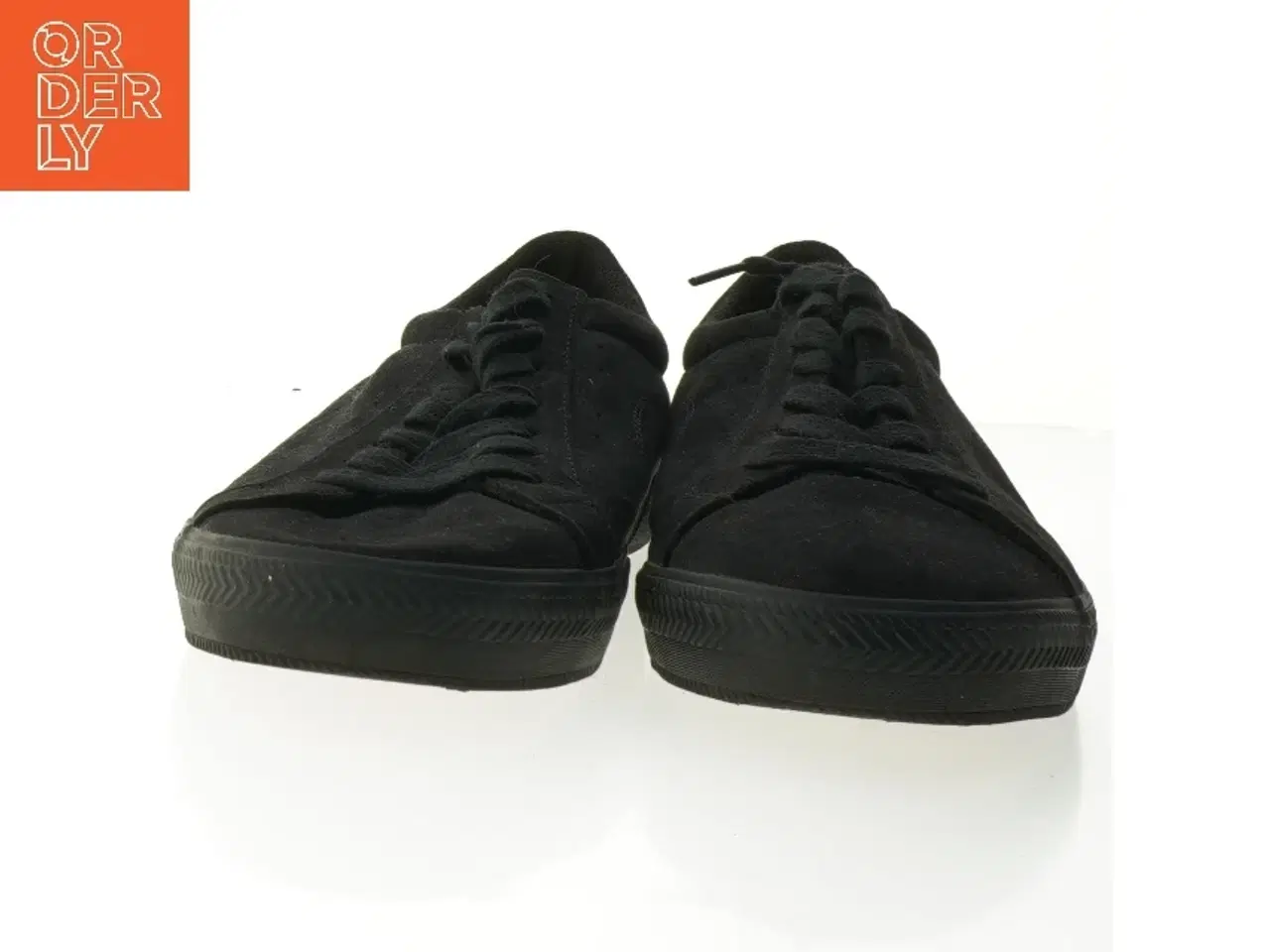 Billede 4 - Sorte sneakers (str. 44)
