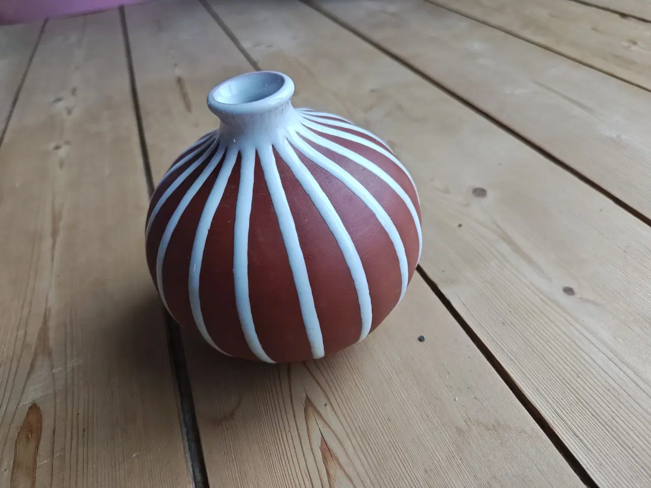 Billede 1 - Vase fra Zeuthen Denmark