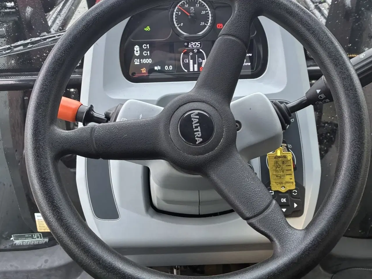 Billede 10 - Valtra A114 H4