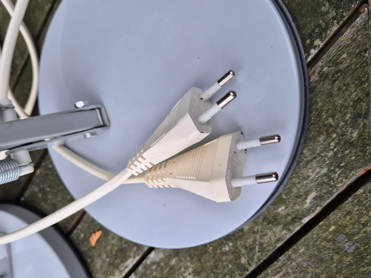 Billede 17 - To fleksible bordlamper i sjælden grå