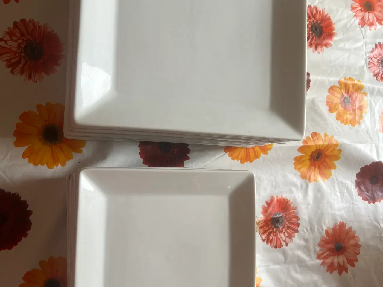 Billede 1 - Tallerkener 