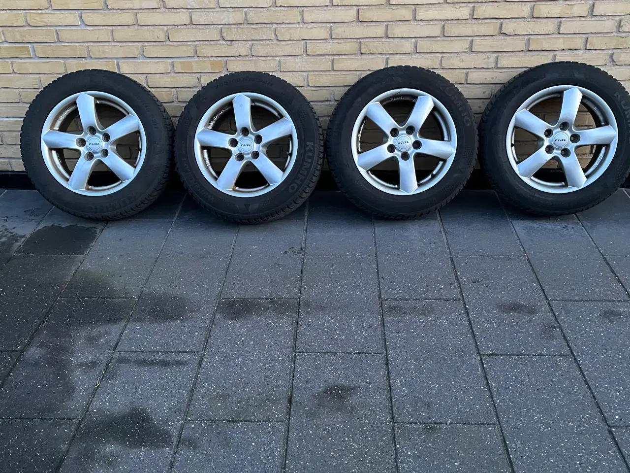 Billede 1 - Kumho vinterdæk 205/60R16 92H