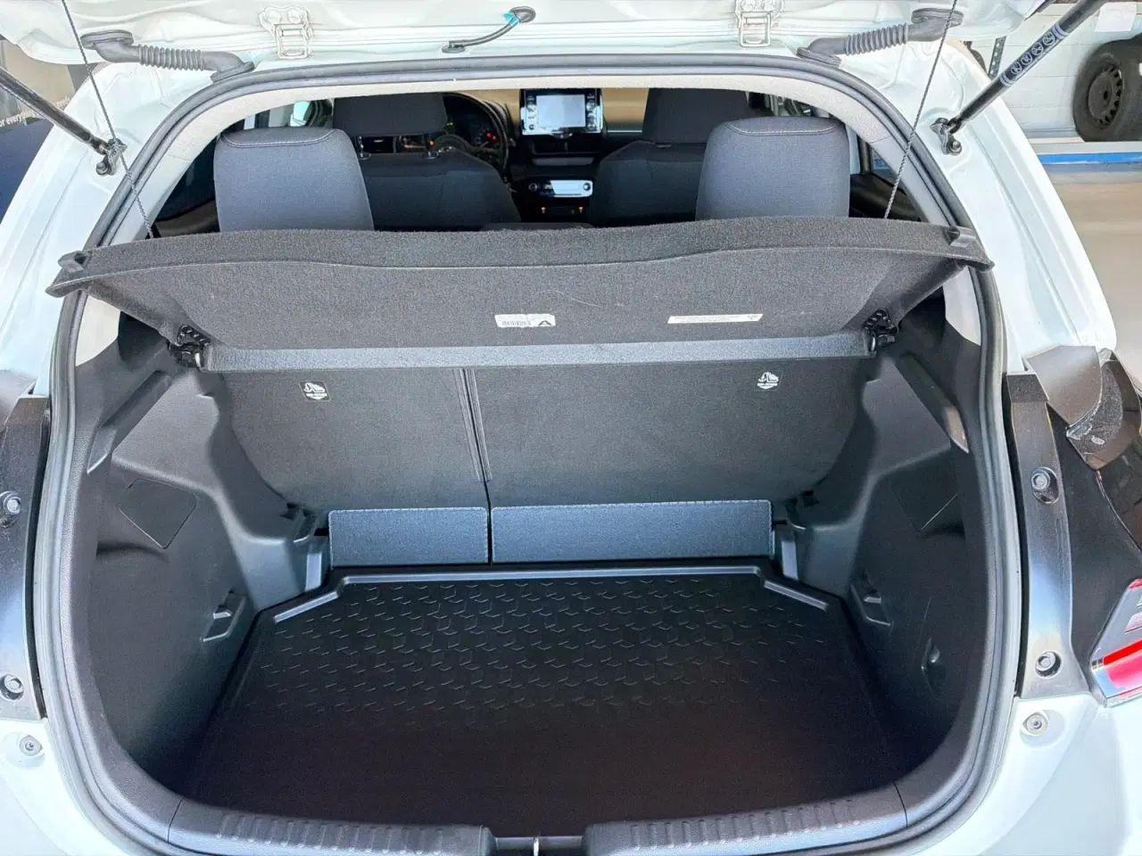 Billede 10 - Toyota Yaris 1,5 Hybrid H3 Vision e-CVT