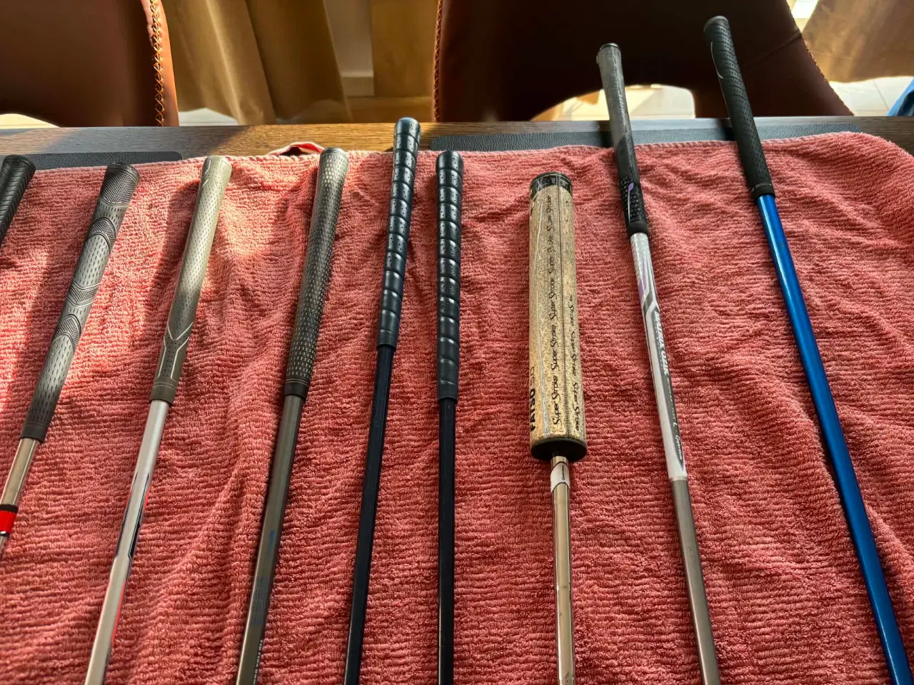 Billede 18 - Samlet begynder golfsæt med bag, vogn og tilbehør