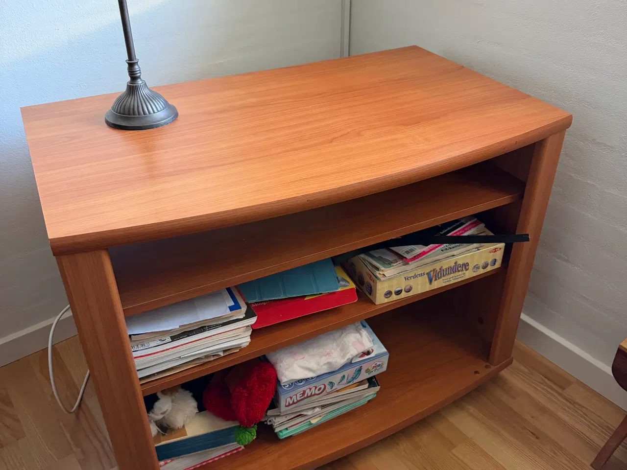 Billede 6 - Kontormøbler gives væk