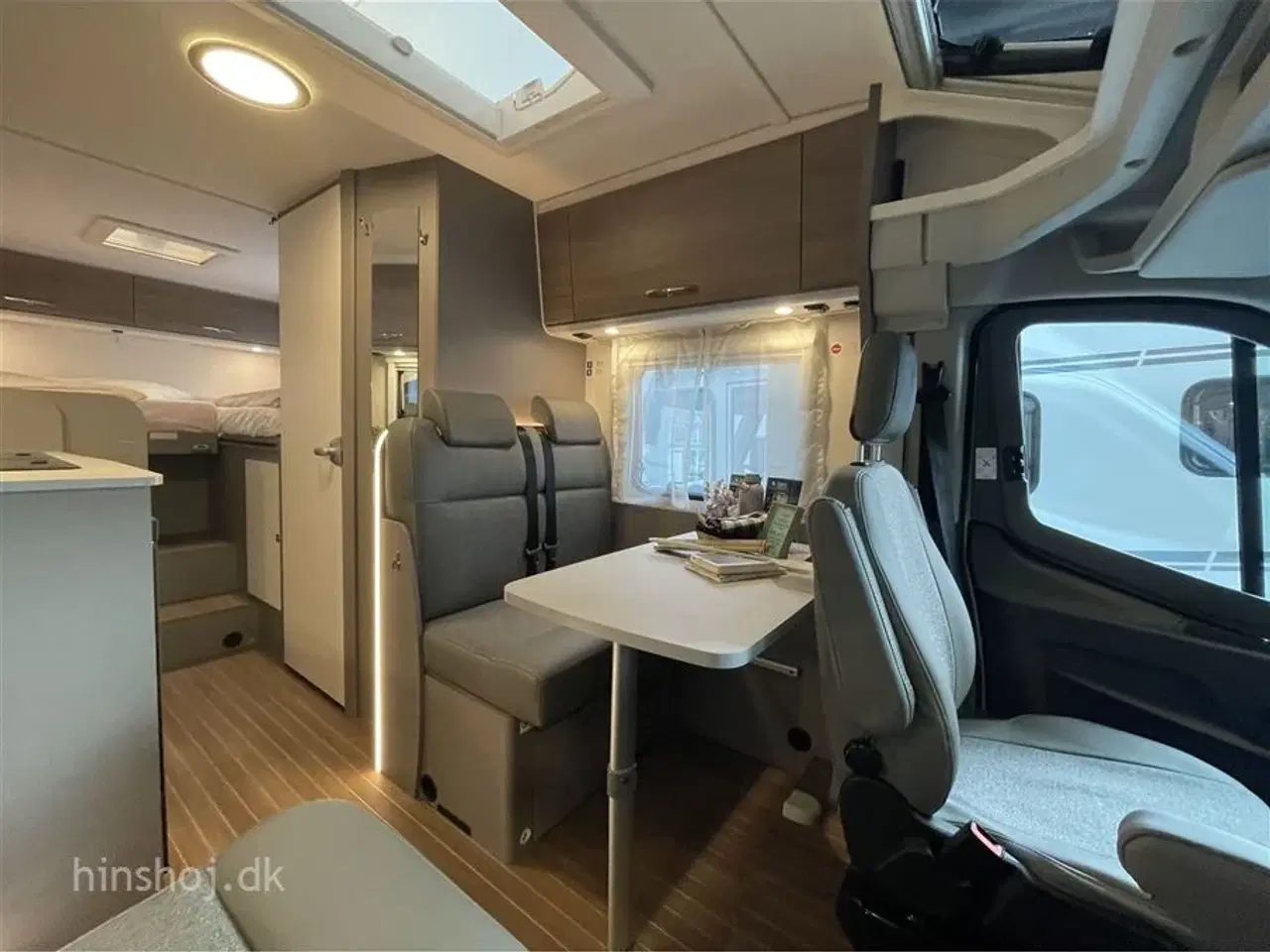 Billede 14 - 2025 - Hymer Etrusco V 6.6 SF   Lækker Autocamper med automatgear som kun er 214 cm bred fra Hinshøj Caravan.