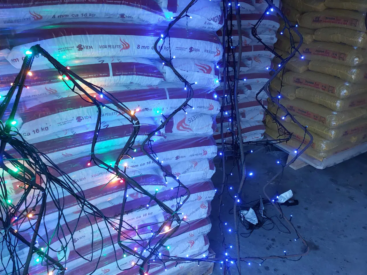 Billede 3 - Juletræ julegaver hjerter