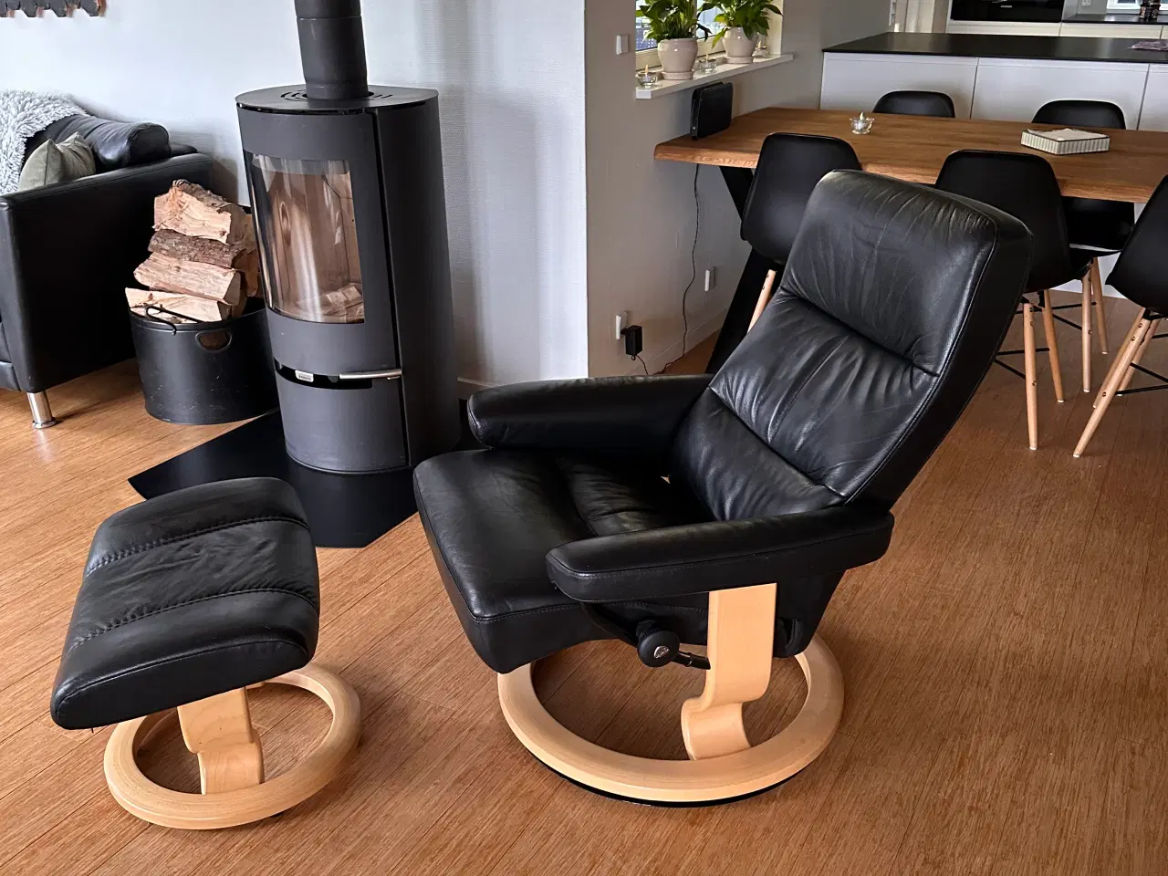 Billede 2 - Stressless Consul M lænestol med skammel 