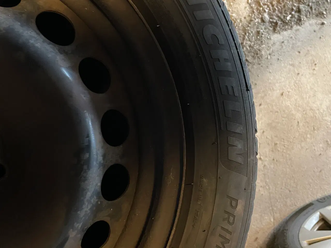 Billede 1 - 4 Michelin Primacy vinterdæk på stålfælge