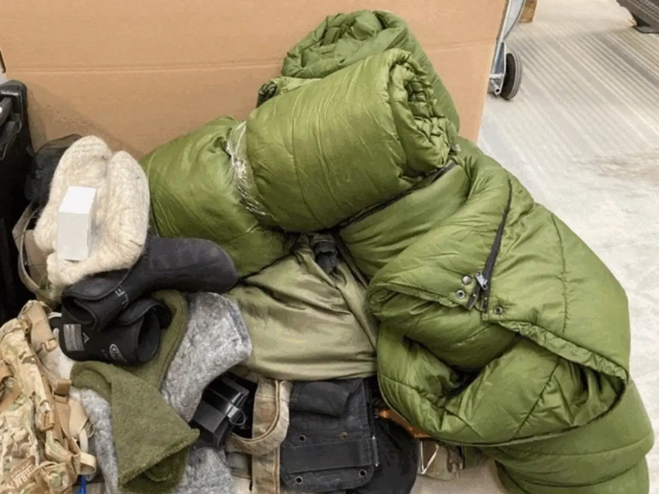 Billede 1 - Overlevelse udstyr 