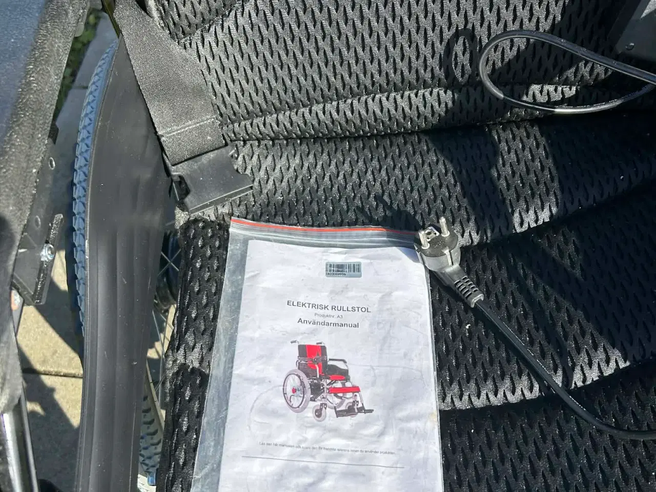 Billede 2 - Foldbar el-kørestol sælges