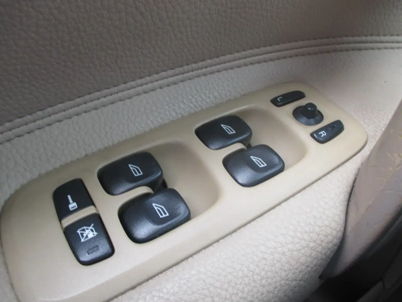 Billede 10 - Volvo S60 2,4 170 aut.