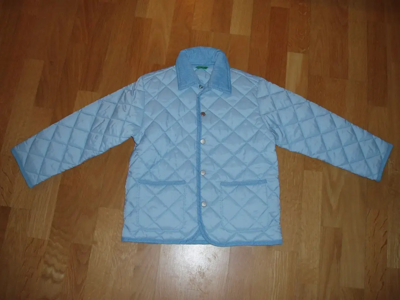 Billede 1 - Ny Benetton vatteret jakke str. 6/120