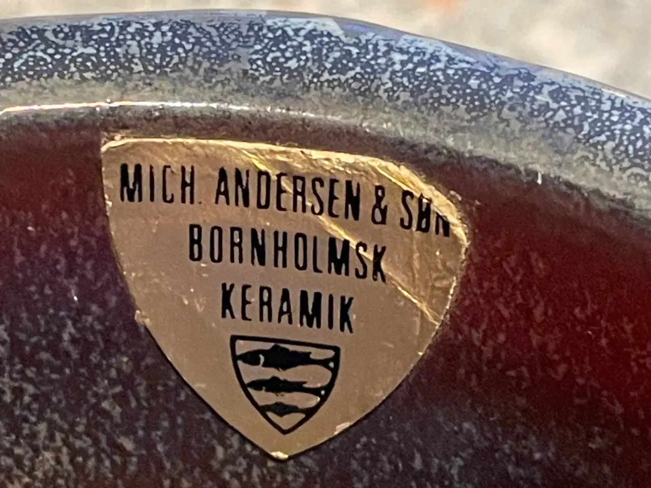 Billede 5 - Bornholmsk døbefont af keramiker Michael Andersen