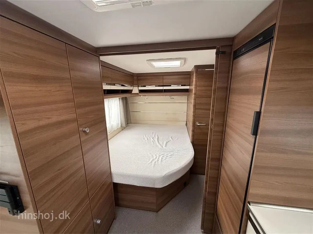 Billede 9 - 2017 - Dethleffs Nomad Snow 590 RF   Dejlig vogn med rundsidegruppe og fransk dobbeltseng fra Hinshøj Caravan A/S