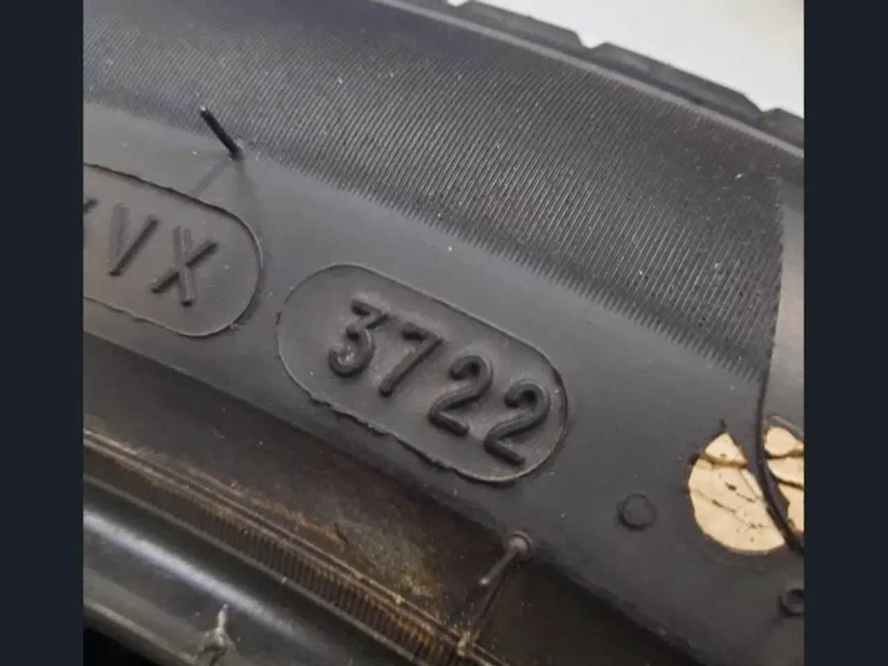 Billede 2 - 4 x Michelin dæk 245/45-19