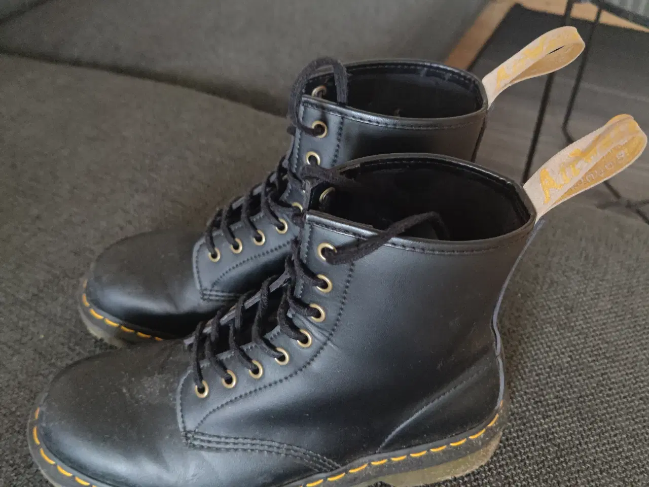 Billede 2 - DR Martens Støvler str. 43