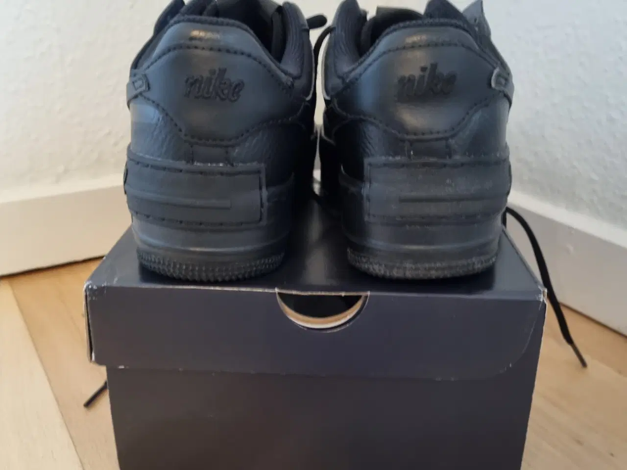 Billede 4 - NIKE W AF1 SHADOW Black sneakers str.39