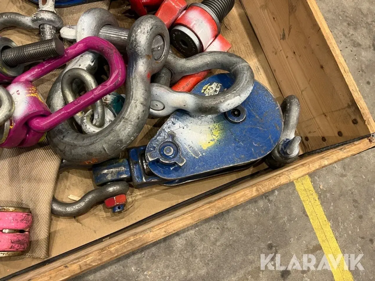 Billede 9 - Kasteblokke og svirveløjebolte 4 paller