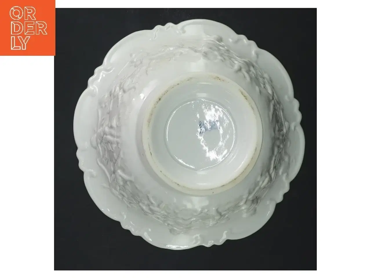 Billede 3 - Dekorativ porcelænsskål med låg (str. Ø 17 cm)