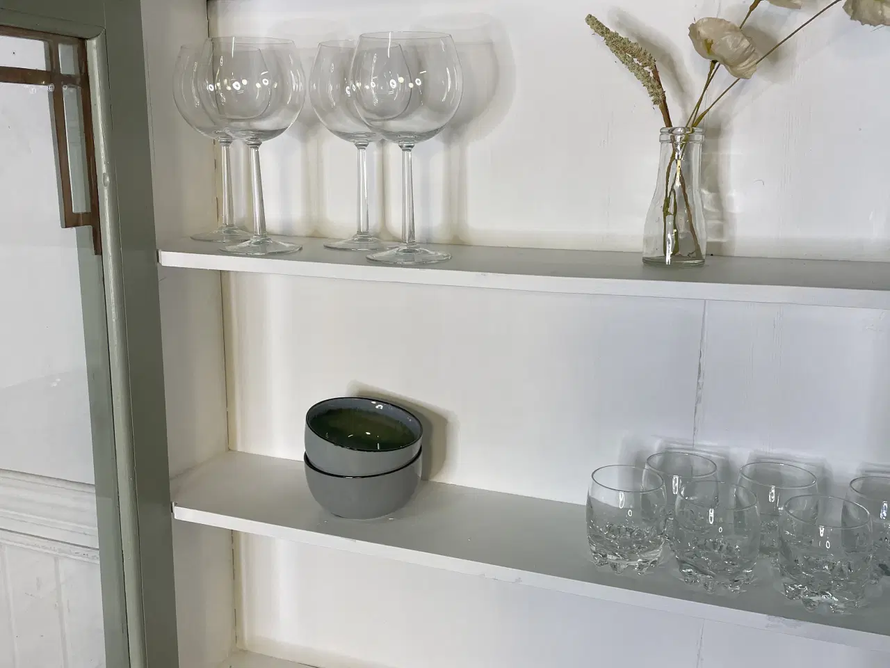 Billede 8 - Smukt vitrineskab