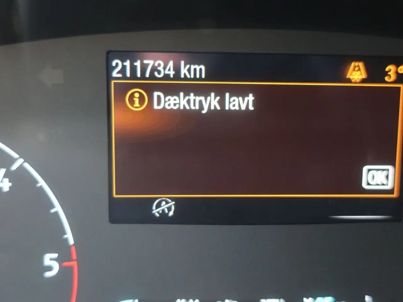 Billede 11 - Varebil FORD TRANSIT CUSTOM VAN 2.0 TDCI - FWD (170 HK) med indhold