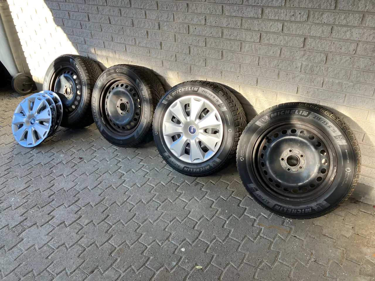 Billede 3 - Vinterdæk på fælge 