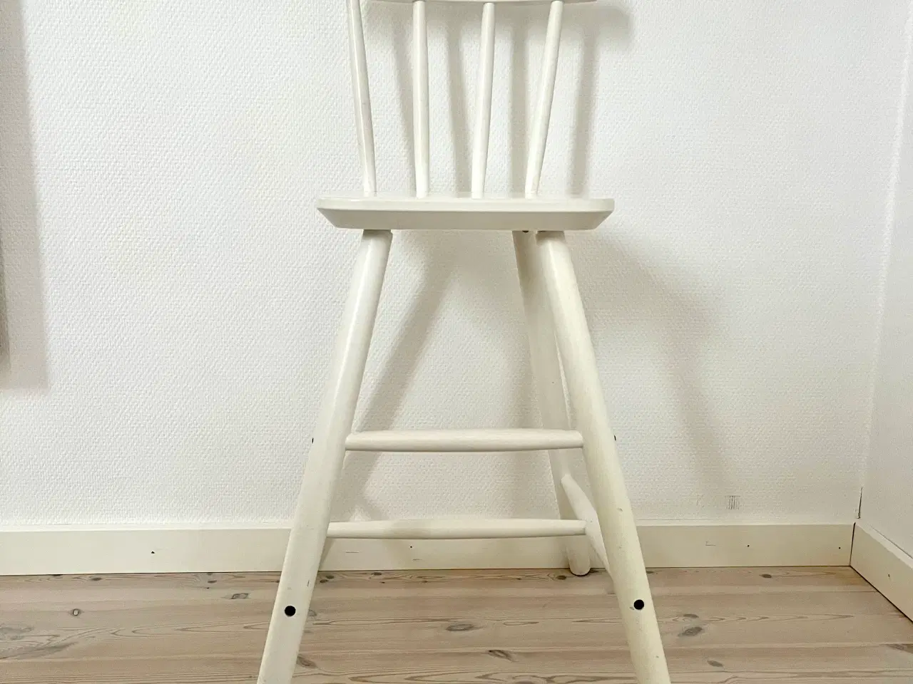 Billede 1 - IKEA AGAM junior stol