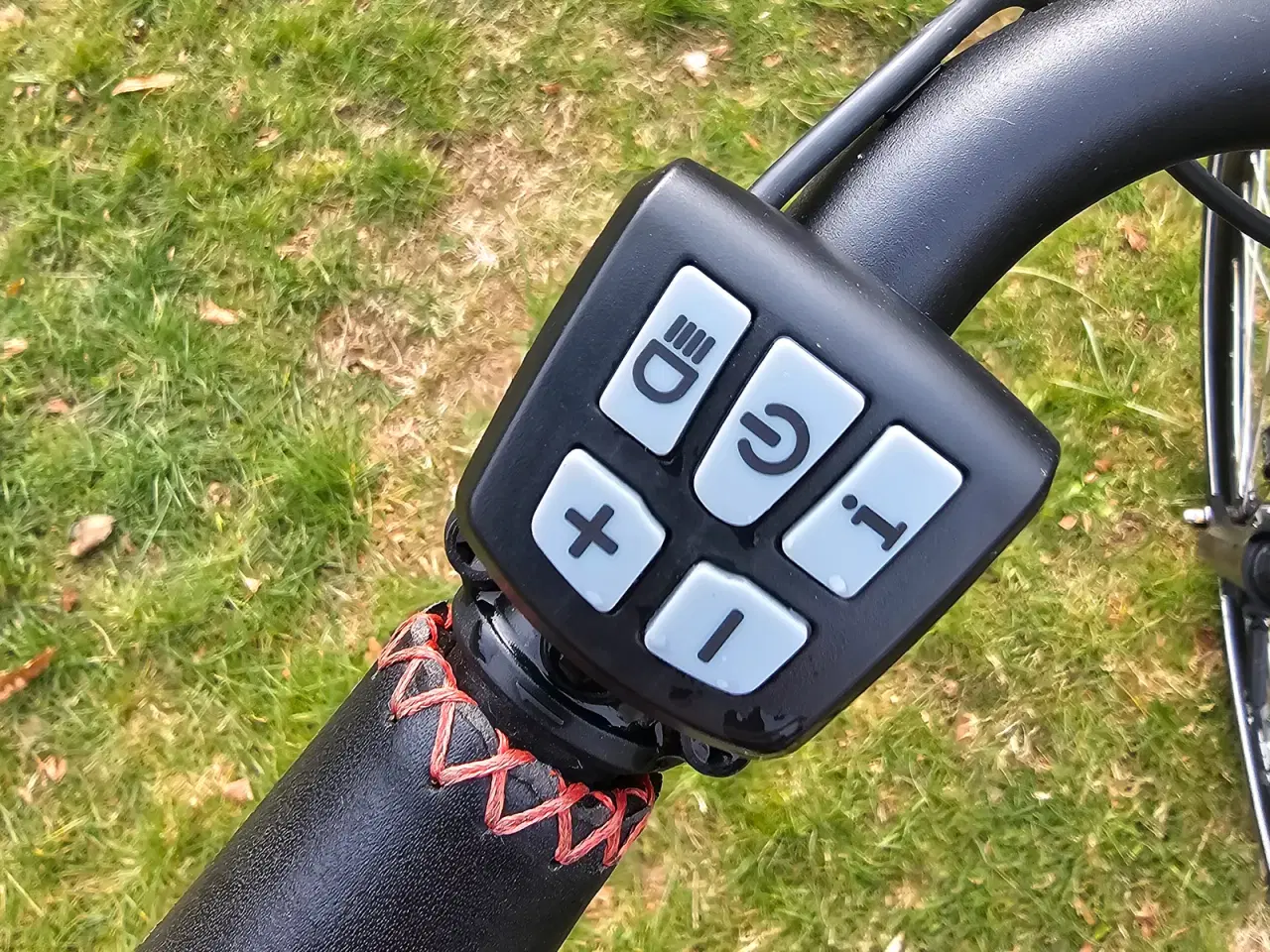 Billede 4 - Devron herre elcykel m/centermotor. Op til 160 km.