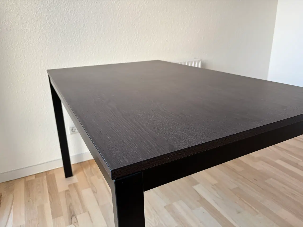 Billede 2 - Spisebord med udtræk