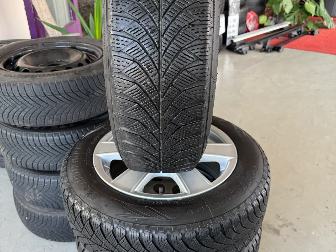 Billede 5 - Vinter Dæk på Alufælge til Skoda + VW + Seat